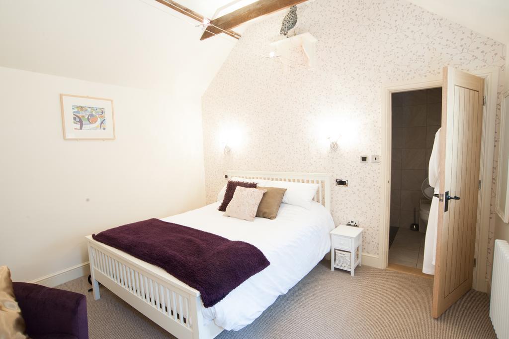 The Bluebell Hotel Helpston Buitenkant foto