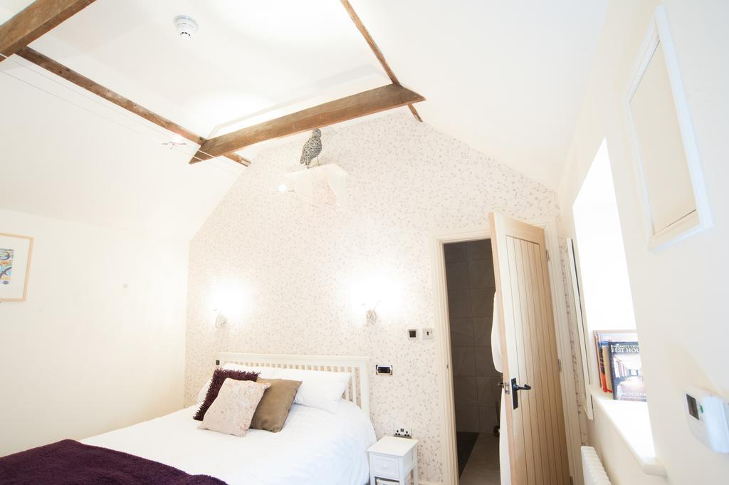 The Bluebell Hotel Helpston Buitenkant foto