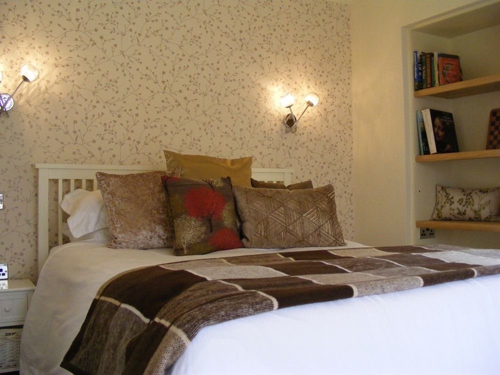 The Bluebell Hotel Helpston Buitenkant foto